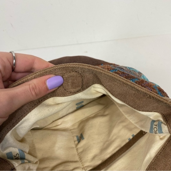 Toms canvas bucket round shoulder bag western print crossbody - Picture 8 of 9
